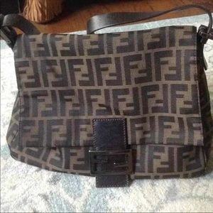 Fendi mama baguette great condition.